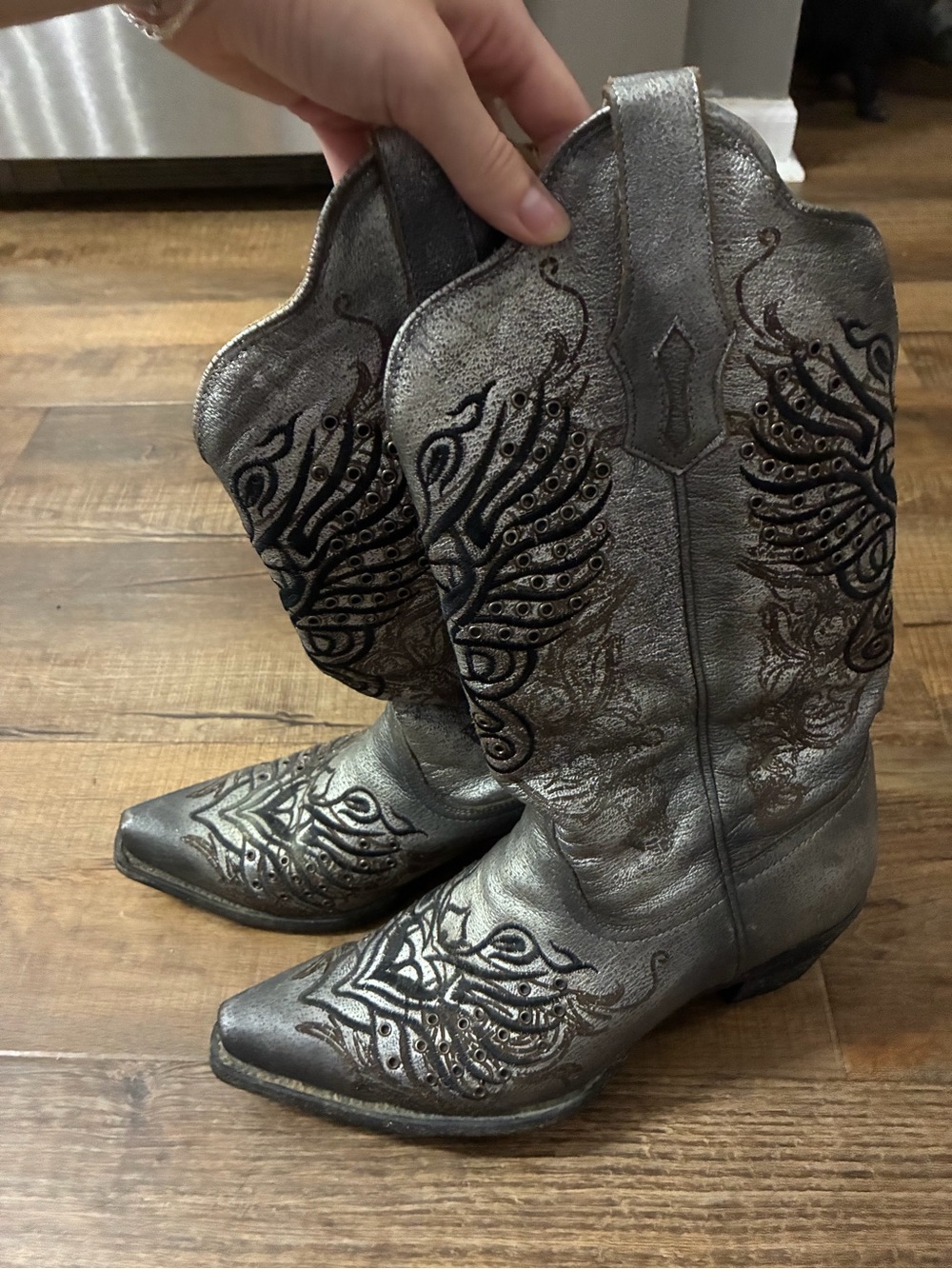 Corral Metallic Silver Embroidered Western Cowboy Boots